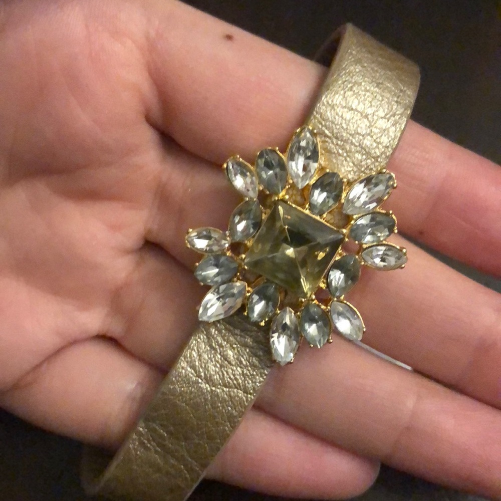 Juicy gold bracelet w/ diamond accents and buckle